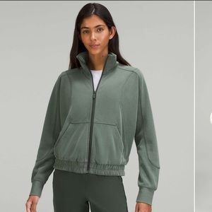 Lululemon Brushed Softstreme Funnel-Neck Zip Up Size 4 NWOT